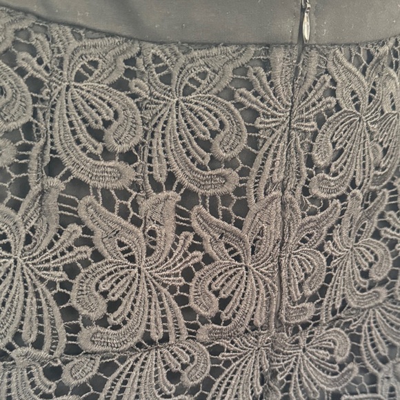 LOFT Black Floral Lace Skirt - Picture 5 of 6